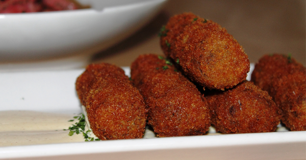 ලේසියෙන්ම චිකන් කට්ලට් හදන්නේ මෙහෙමයි | Delicious Chicken Cutlet Recipe