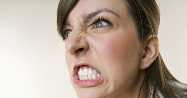 Quick and easy ways to stop back pain